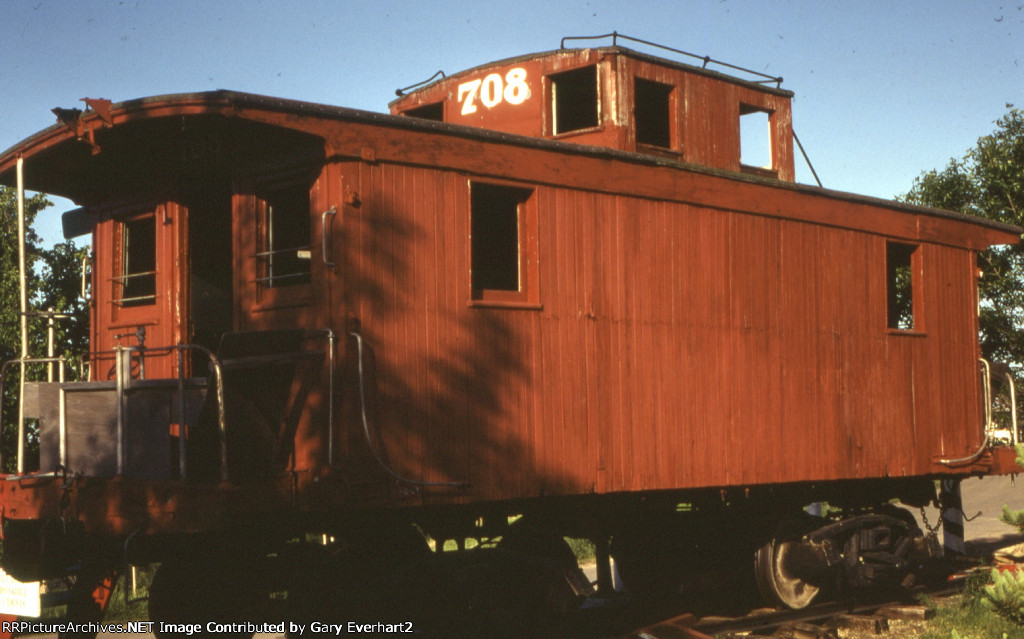 MICO Caboose #708 - Midland Continental